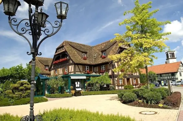 Hôtel Restaurant Le Relais de la Poste  à La Wantzenau
