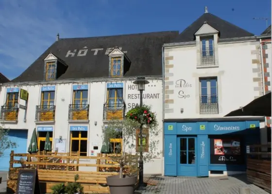Hotel Restaurant Les Palis à Grand-Fougeray